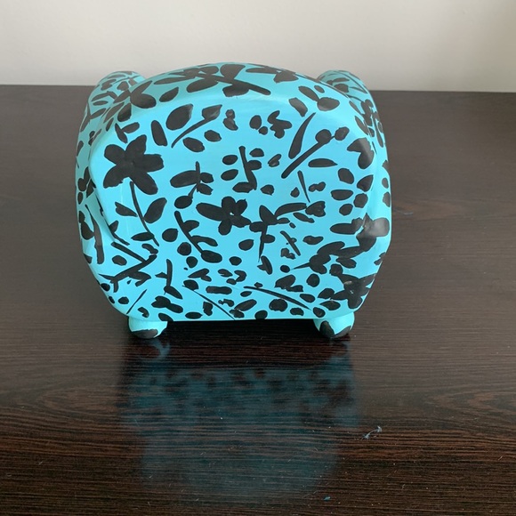 Chair to doll💃 - Picture 2 of 2